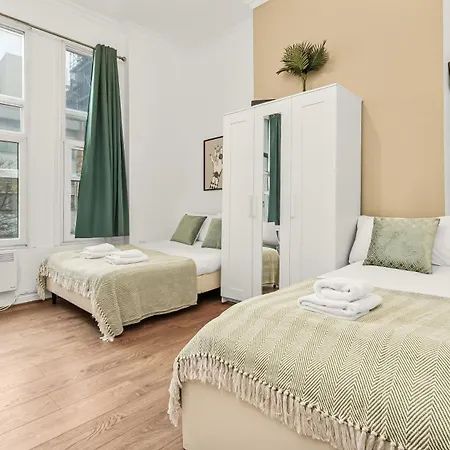Cosy Paddington Apartments
